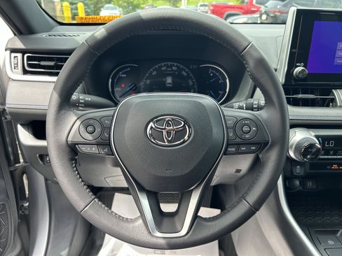 Certified 2023 Toyota RAV4 SE AWD/4WD image 22