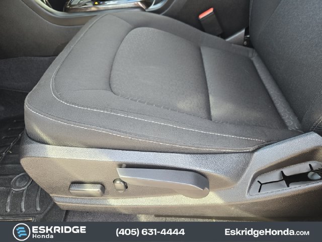 Used 2020 GMC Canyon SLE w/ Elevation Edition RWD image 23