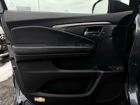 Used 2023 Honda Ridgeline RTL-E image 10