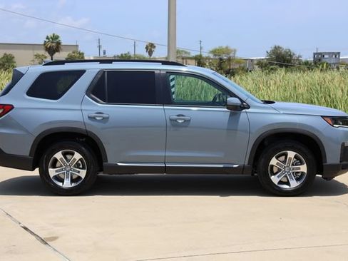 New 2026 Honda Pilot EX-L image 4
