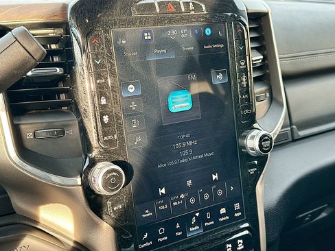 Used 2024 RAM 2500 Laramie image 21