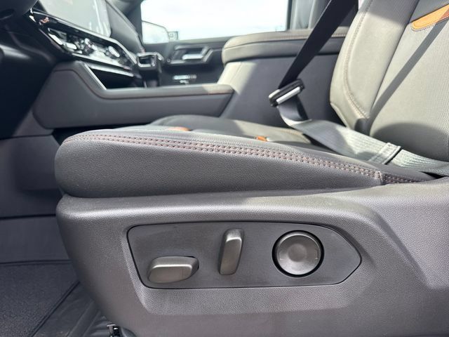 New 2026 GMC Sierra 1500 AT4 w/ AT4 Premium Package AWD/4WD image 14