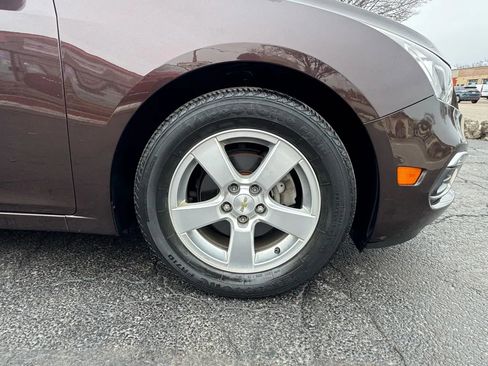 Used 2015 Chevrolet Cruze LT image 14