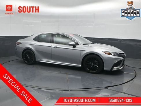 Used 2024 Toyota Camry XSE FWD image 1