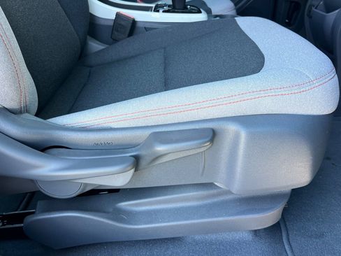Used 2020 Chevrolet Bolt LT FWD image 24
