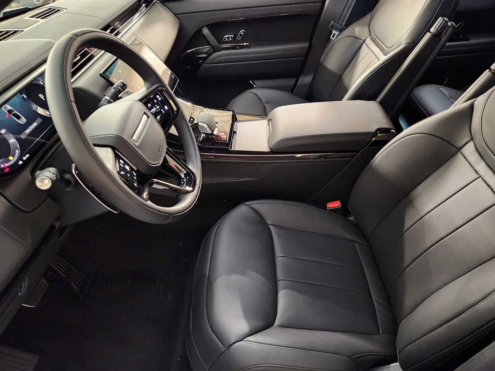 New 2027 Land Rover Range Rover Sport Dynamic SE AWD/4WD image 14