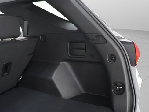 Used 2024 Chevrolet Equinox LT image 27