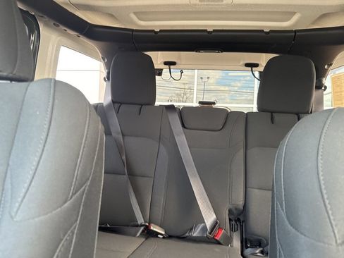 Used 2021 Jeep Wrangler Unlimited Sport AWD/4WD image 29