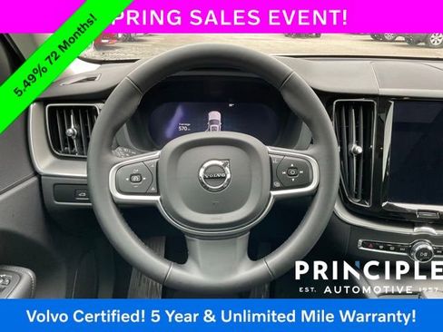 Certified 2025 Volvo XC60 B5 Core image 23