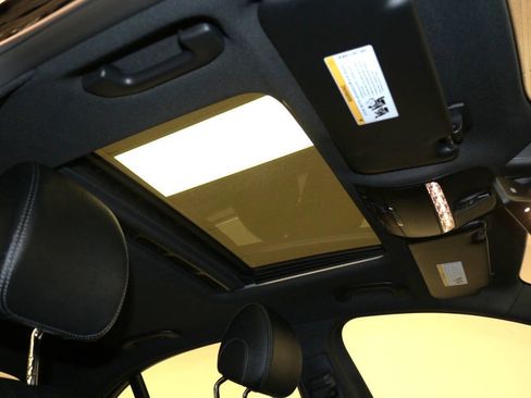 Used 2020 Mercedes-Benz E 350 Sedan image 79