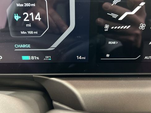 New 2026 Kia EV9 Wind image 15