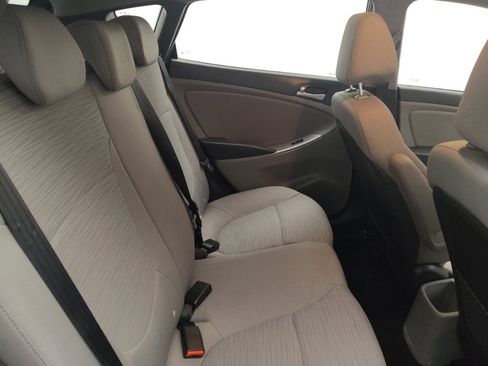 Used 2016 Hyundai Accent SE FWD image 19