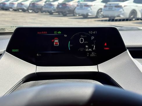 New 2026 Toyota Prius Plug-In Hybrid FWD image 16