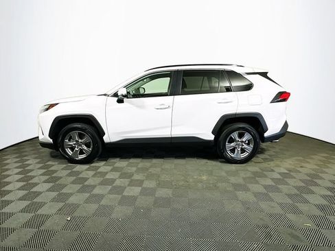 Certified 2025 Toyota RAV4 XLE FWD image 5
