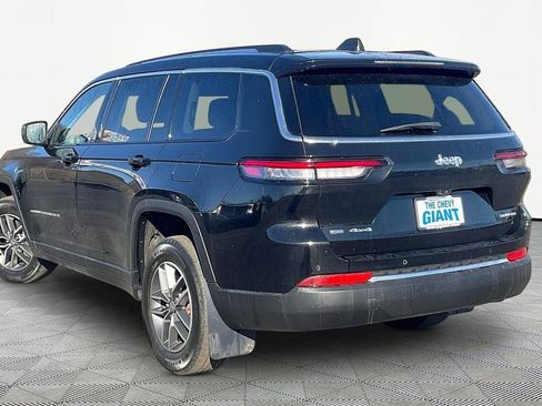 Used 2023 Jeep Grand Cherokee L Laredo image 4