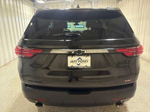 Used 2022 Chevrolet Traverse RS FWD image 5