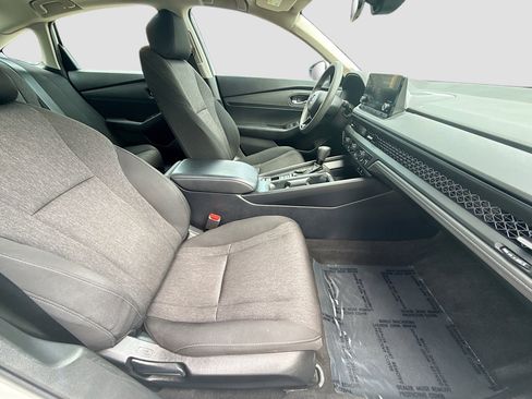 Used 2024 Honda Accord EX image 30