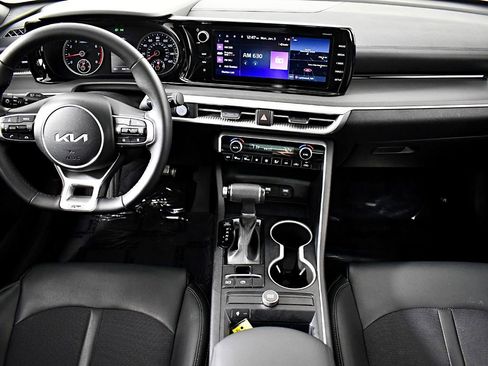 Used 2023 Kia K5 GT-Line image 22