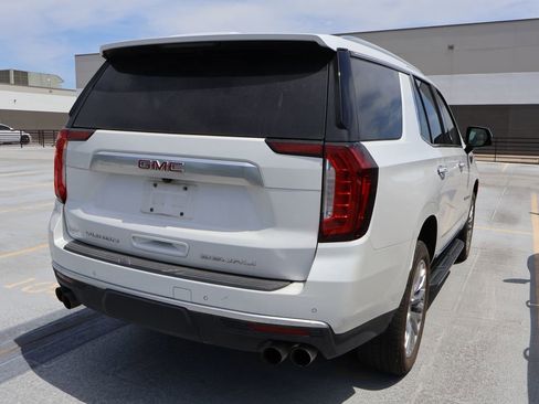 Used 2023 GMC Yukon Denali AWD/4WD image 13