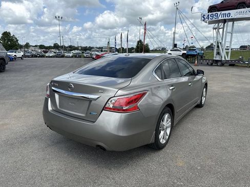 Used 2014 Nissan Altima 2.5 SL w/ Moonroof Package FWD image 5