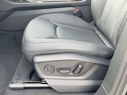 New 2026 Audi Q7 3.0T Premium image 14