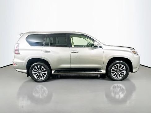 Used 2020 Lexus GX 460 Premium w/ Premium Package AWD/4WD image 4