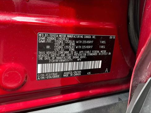 Used 2019 Toyota RAV4 LE FWD image 34