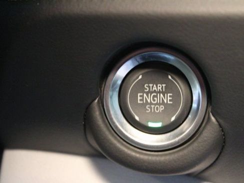 New 2025 Chevrolet Suburban Premier image 26