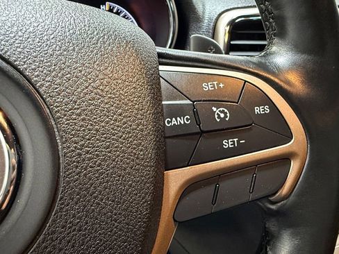 Used 2014 Jeep Grand Cherokee Altitude AWD/4WD image 27