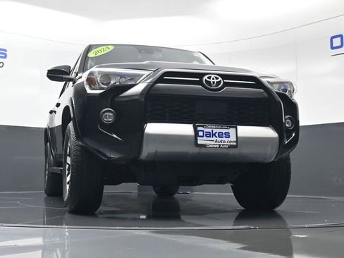 Used 2024 Toyota 4Runner TRD Off-Road image 40