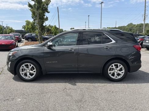 Used 2021 Chevrolet Equinox Premier w/ LPO, Floor Liner Package FWD image 4