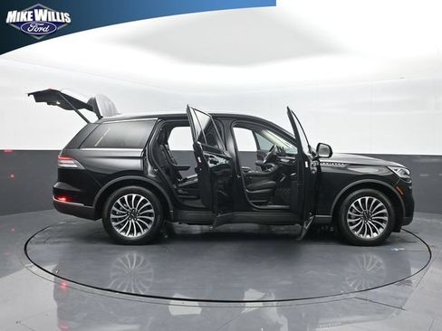 Used 2024 Lincoln Aviator Reserve w/ Equipment Group 201A RWD image 27