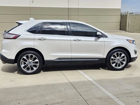 Used 2015 Ford Edge Titanium w/ Equipment Group 302A FWD image 4