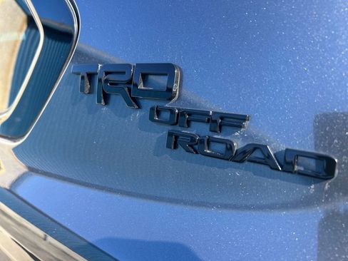 Used 2024 Toyota Sequoia Limited w/ TRD Off-Road Package AWD/4WD image 32