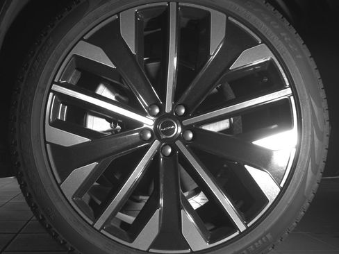 Certified 2026 Volvo XC90 B6 Ultra AWD/4WD image 22