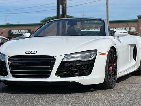 Used 2014 Audi R8 V10 image 13