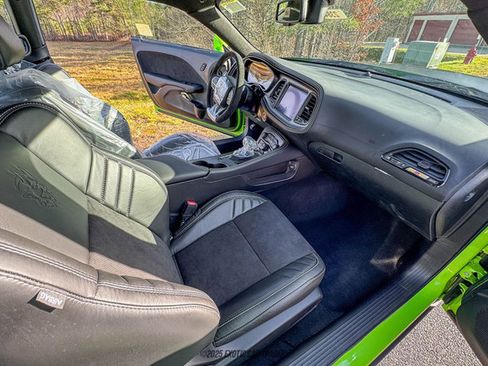 Used 2023 Dodge Challenger SRT Hellcat Redeye image 41