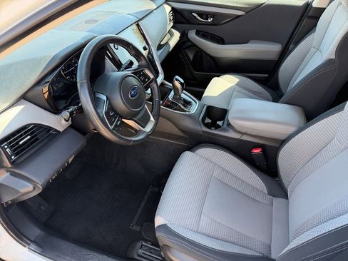 Used 2020 Subaru Outback Premium w/ Popular Package #1 image 8