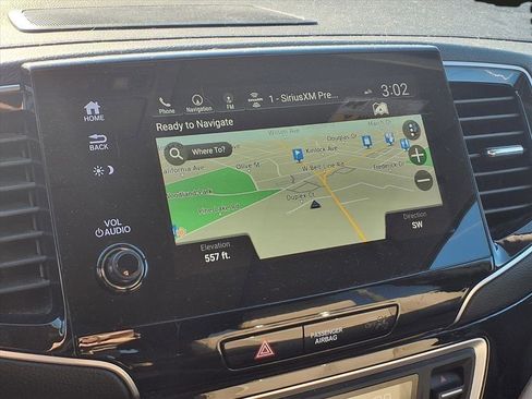 Used 2020 Honda Pilot Touring image 6