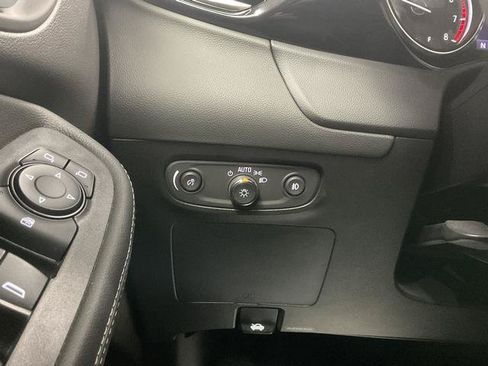 Used 2023 Buick Encore GX Select AWD/4WD image 18