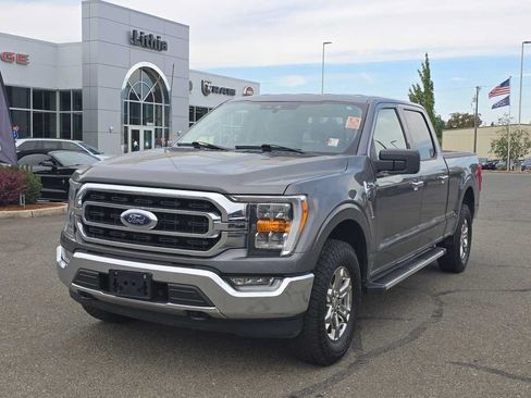 Used 2022 Ford F150 XLT w/ Equipment Group 302A High AWD/4WD image 15
