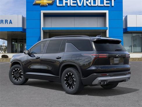 New 2026 Chevrolet Traverse Z71 w/ Driver Confidence Package image 3