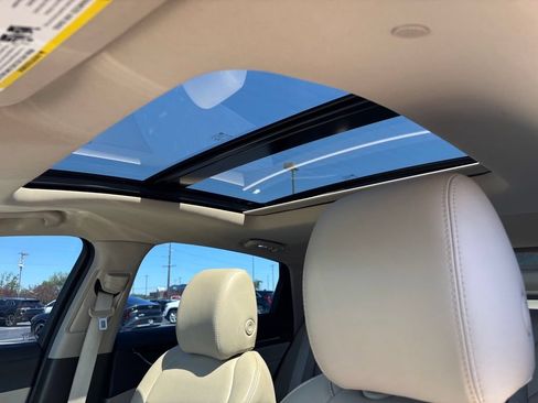 Used 2018 Buick LaCrosse Premium w/ Sun and Shade Package AWD/4WD image 18