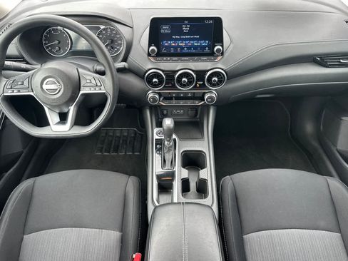 Used 2024 Nissan Sentra SV image 3