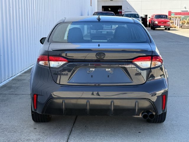 Used 2023 Toyota Corolla SE FWD image 5