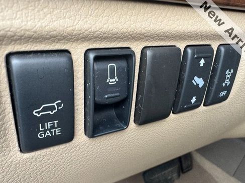 Used 2013 Nissan Armada Platinum image 21