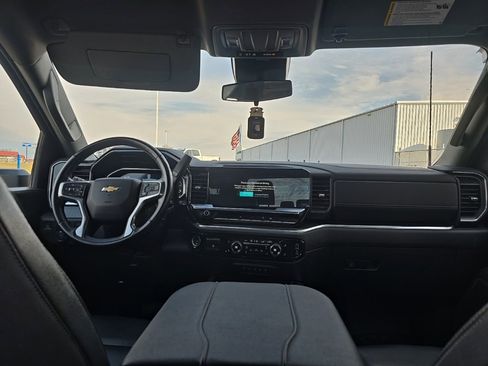 Used 2024 Chevrolet Silverado 3500 LT w/ Convenience Package image 23