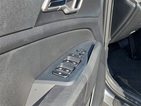 Certified 2023 Kia Sportage LX image 15