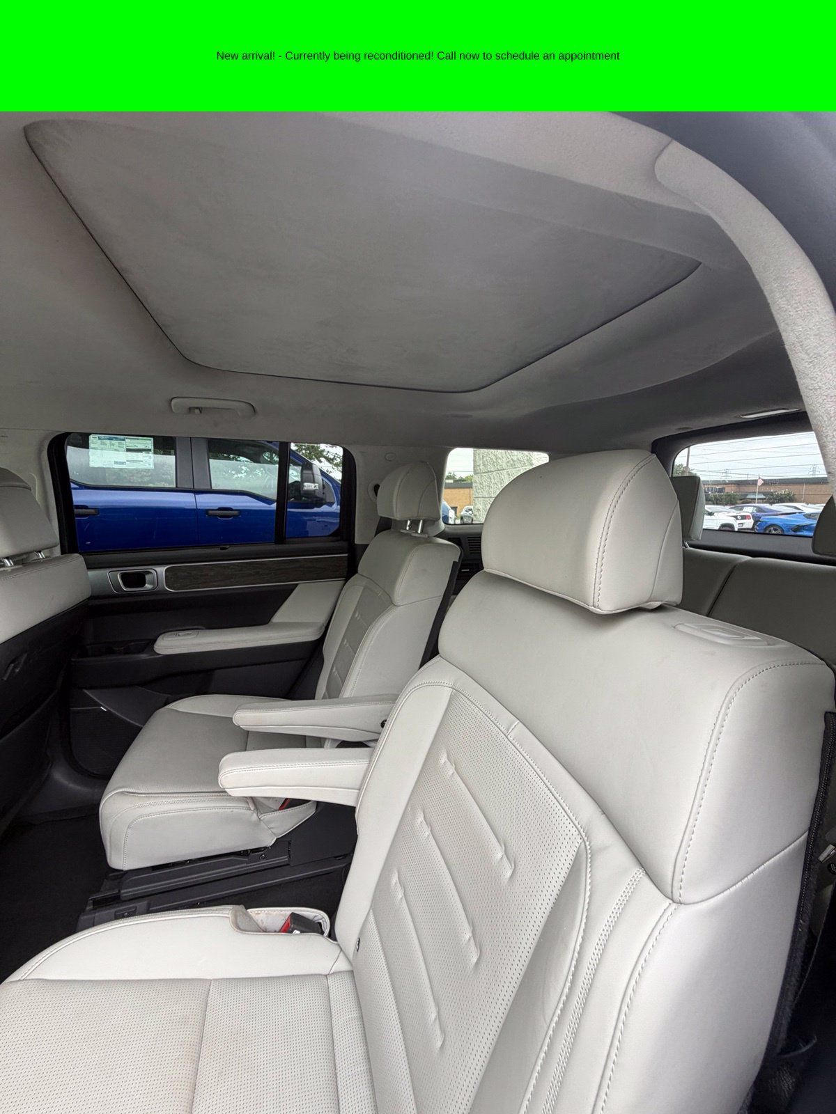 Used 2025 Hyundai Santa Fe Calligraphy FWD image 14
