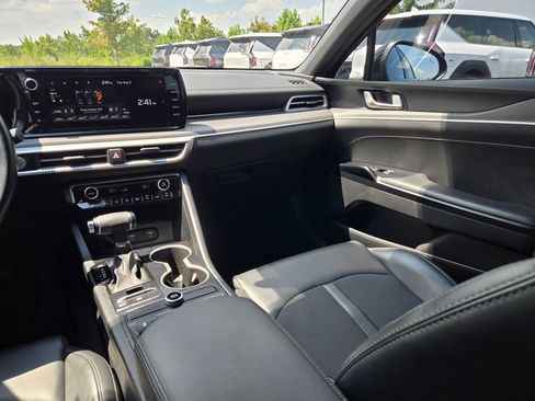 Used 2022 Kia K5 GT-Line image 11